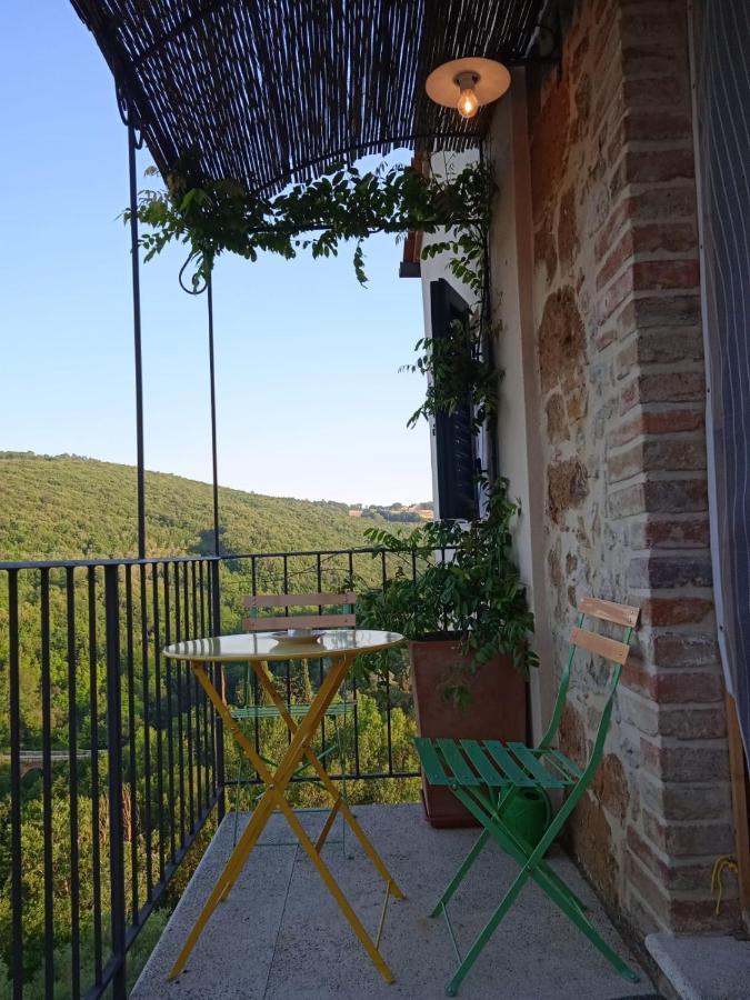 Casa Vacanze "Nonna Vela" Petroio Exterior foto